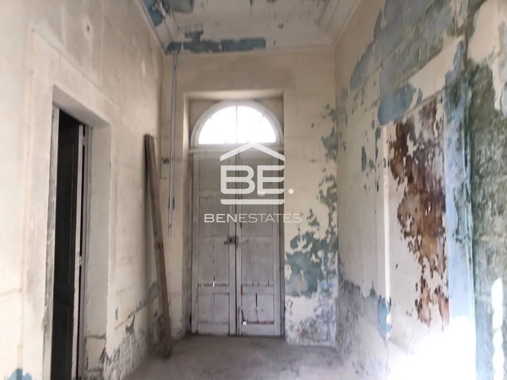 Unconverted House of Character in Qrendi