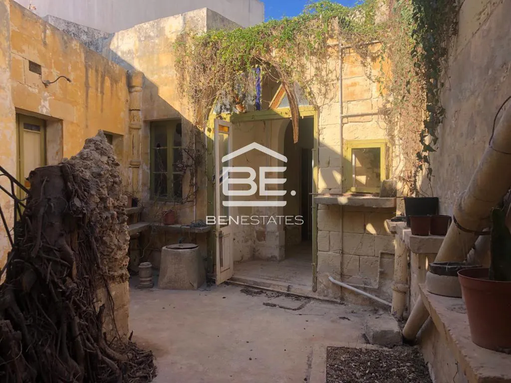 Unconverted House of Character in Qrendi