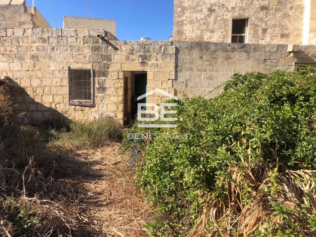 Unconverted House of Character in Qrendi