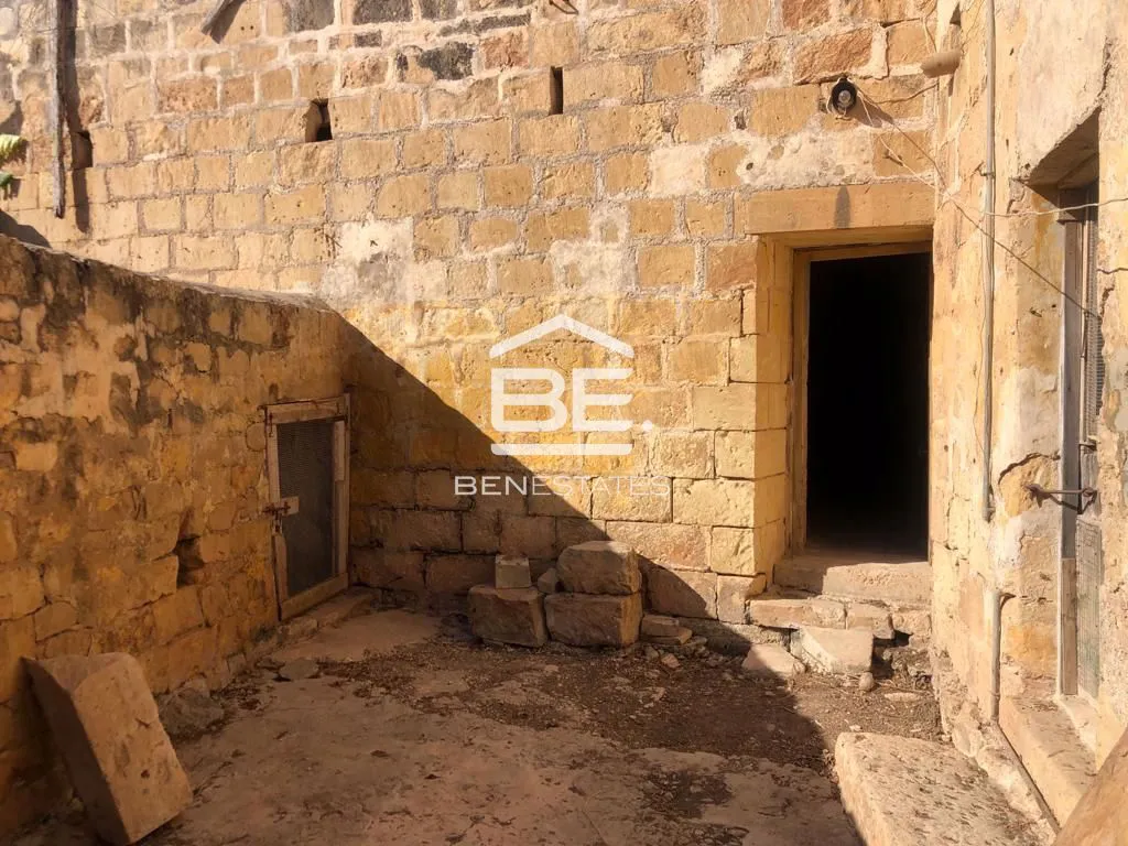 Unconverted House of Character in Qrendi