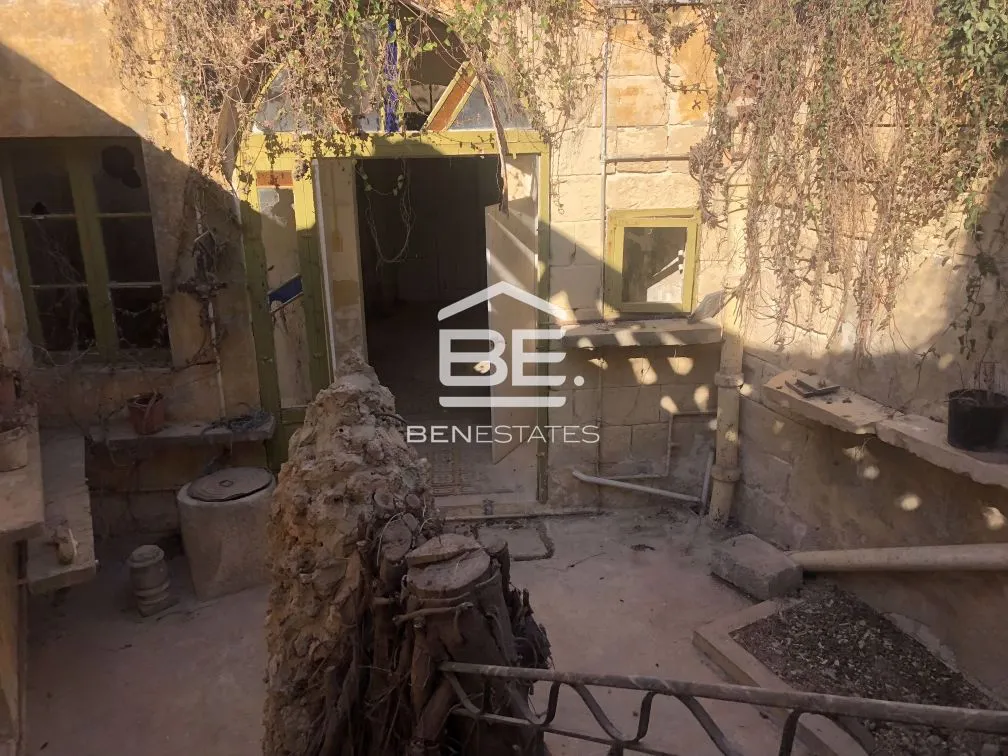 Unconverted House of Character in Qrendi