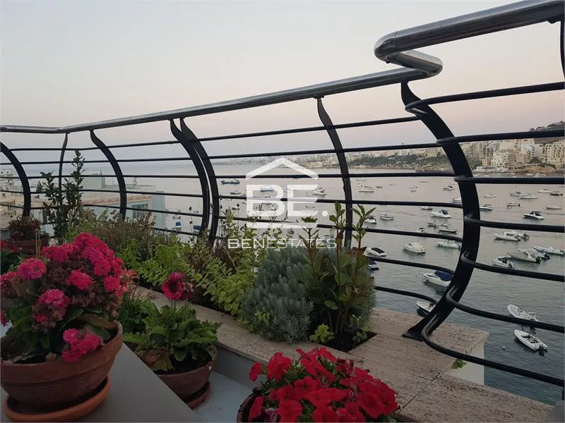 Apartment in Xemxija