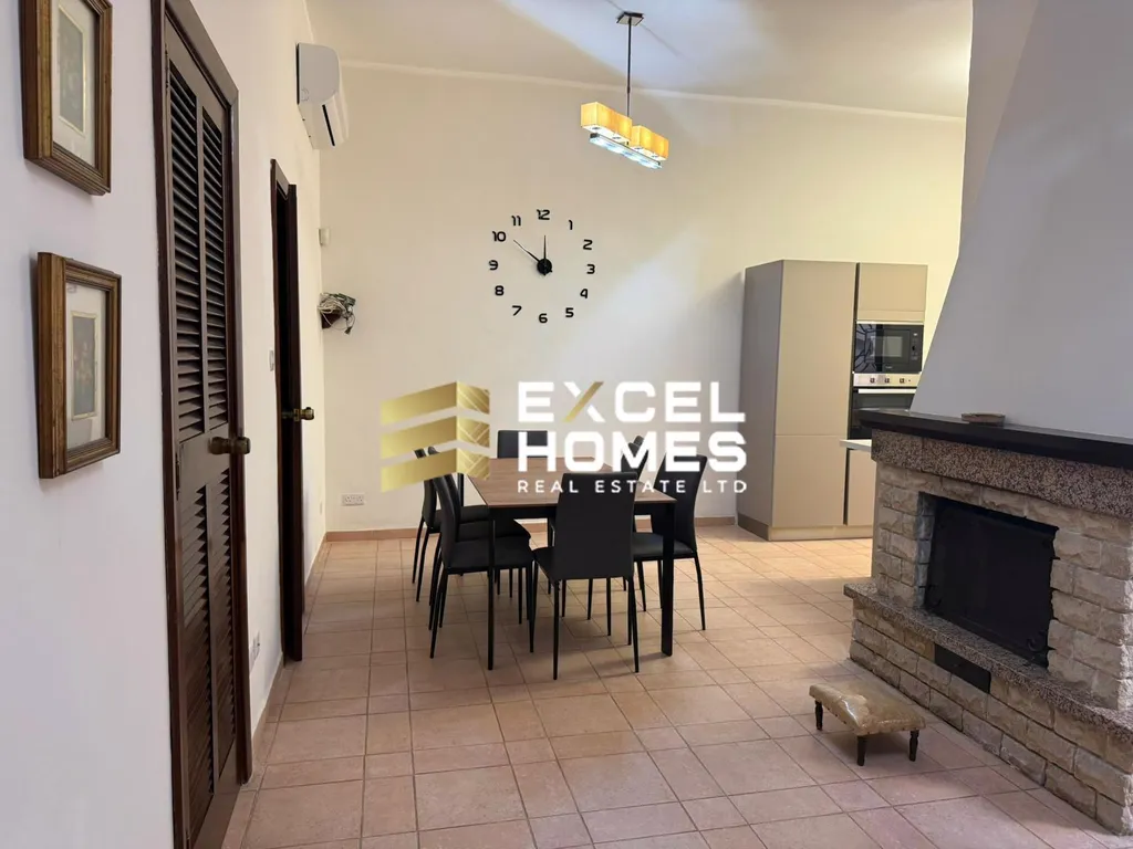 Luxurious 4 Bedroom Townhouse in Sliema with Large Terrace and Garage - Main View