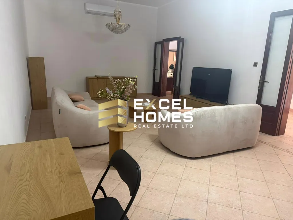 Luxurious 4 Bedroom Townhouse in Sliema with Large Terrace and Garage - View 3
