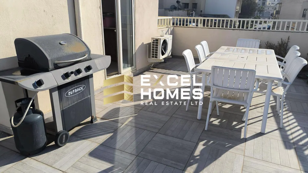 Luxurious 3 Bedroom Maisonette in San Gwann with Garage and Terrace - View 4