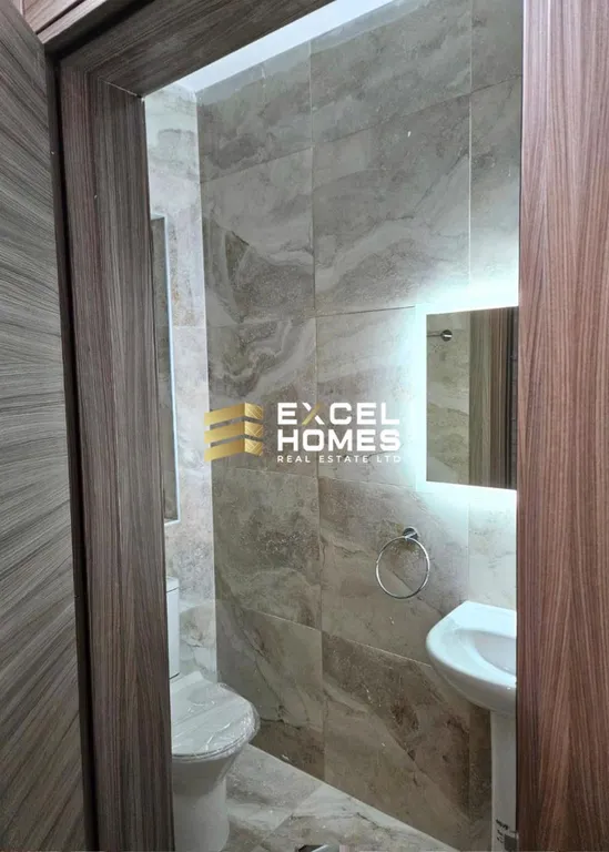 Luxurious 3 Bedroom Apartment in Msida with Ensuite and Garage - View 4