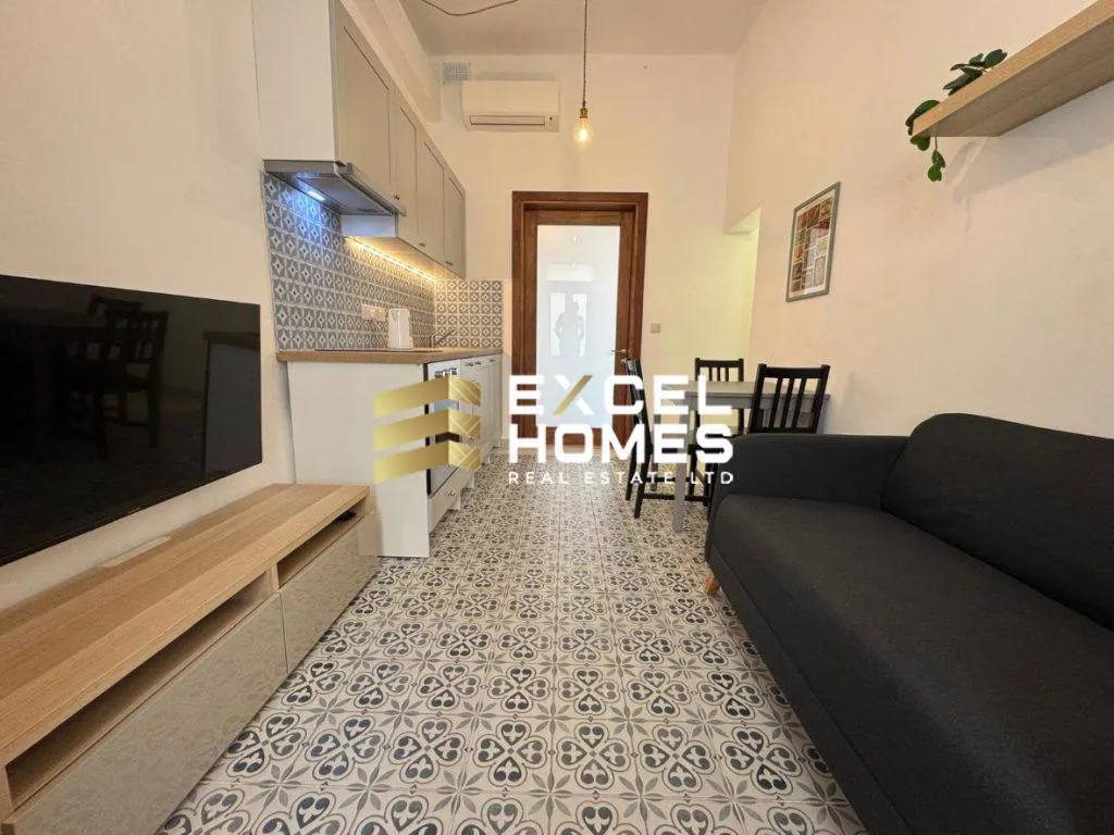 Cozy 1 Bedroom Maisonette in Hamrun with Ensuite - View 4