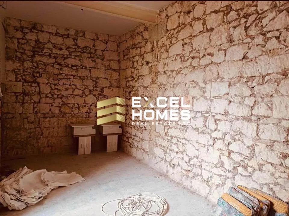 Charming 2 Bedroom House in Rabat with Large Terrace - View 4