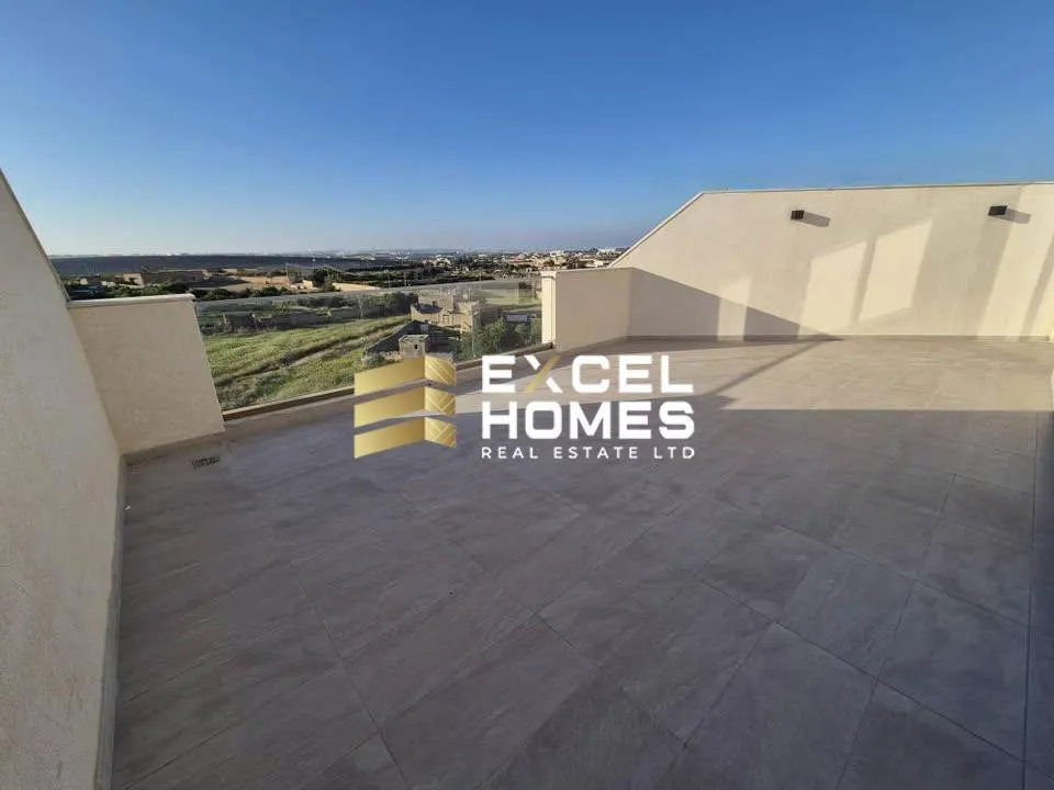 Luxurious 3 Bedroom Penthouse in Qrendi with Large Terrace - Main View