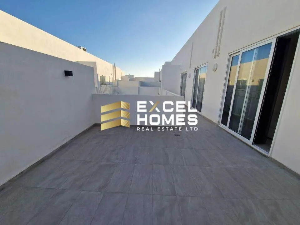 Luxurious 3 Bedroom Penthouse in Qrendi with Large Terrace - View 5