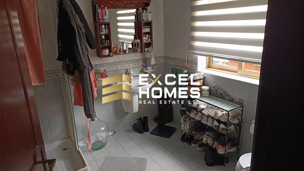 Modern 4 Bedroom Terraced House in Swieqi with Garage and Terrace - View 4