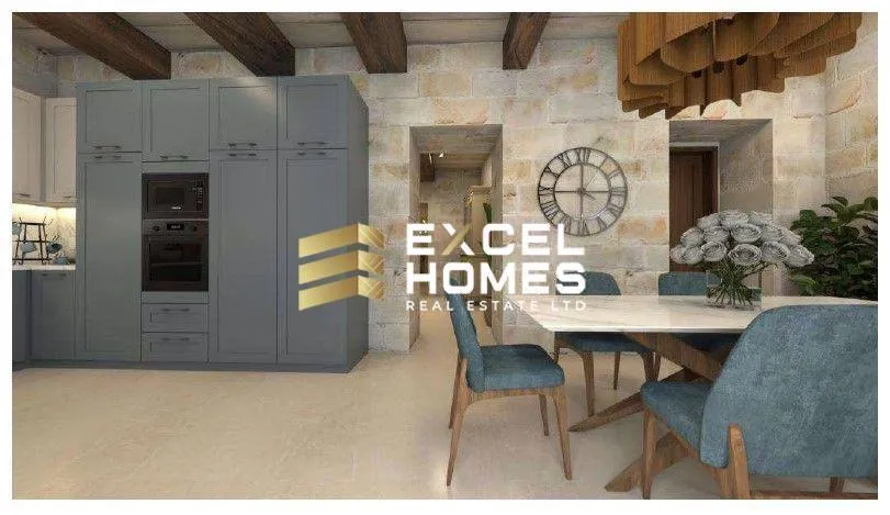 Luxurious 4 Bedroom House in Xaghra with Private Pool - Main View
