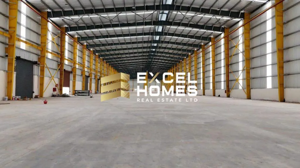 Spacious Warehouse in Attard with Large Terrace - Main View