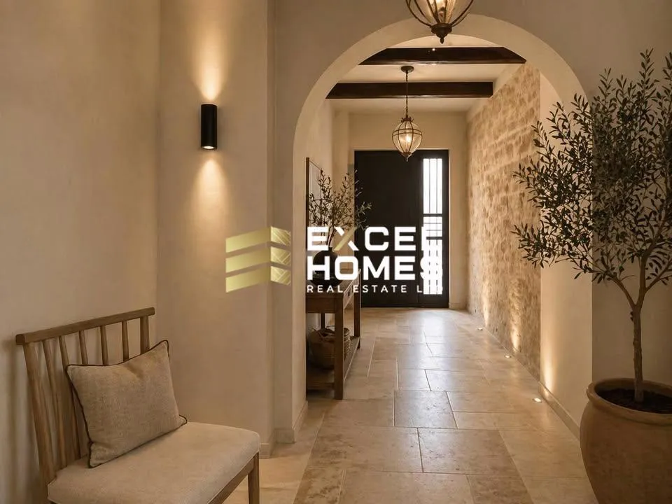 Luxurious 4 Bedroom House in Birzebbuga with Private Pool - Main View