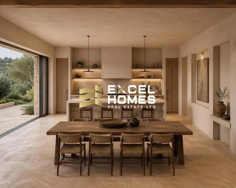 Luxurious 4 Bedroom House in Birzebbuga with Private Pool - View 3