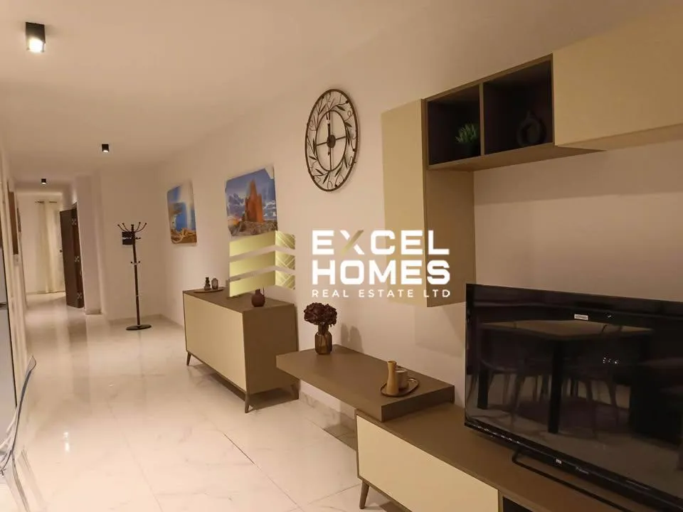 Luxurious 2 Bedroom Penthouse in Attard with Private Terrace - View 3