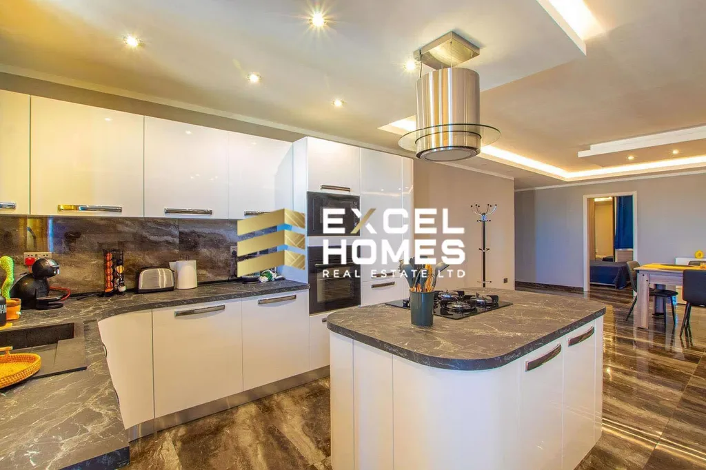 Luxurious 3 Bedroom Apartment in Sannat with Private Pool - View 5