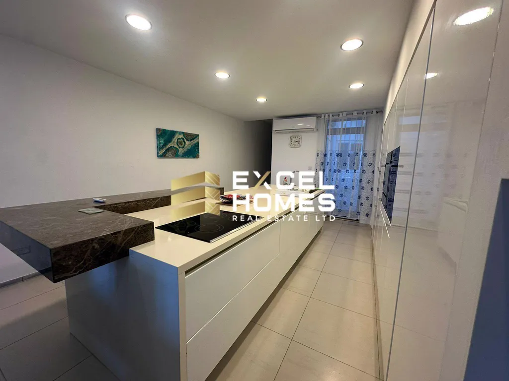 Modern 3 Bedroom Maisonette in Mellieha Coastal with Ensuite - View 3