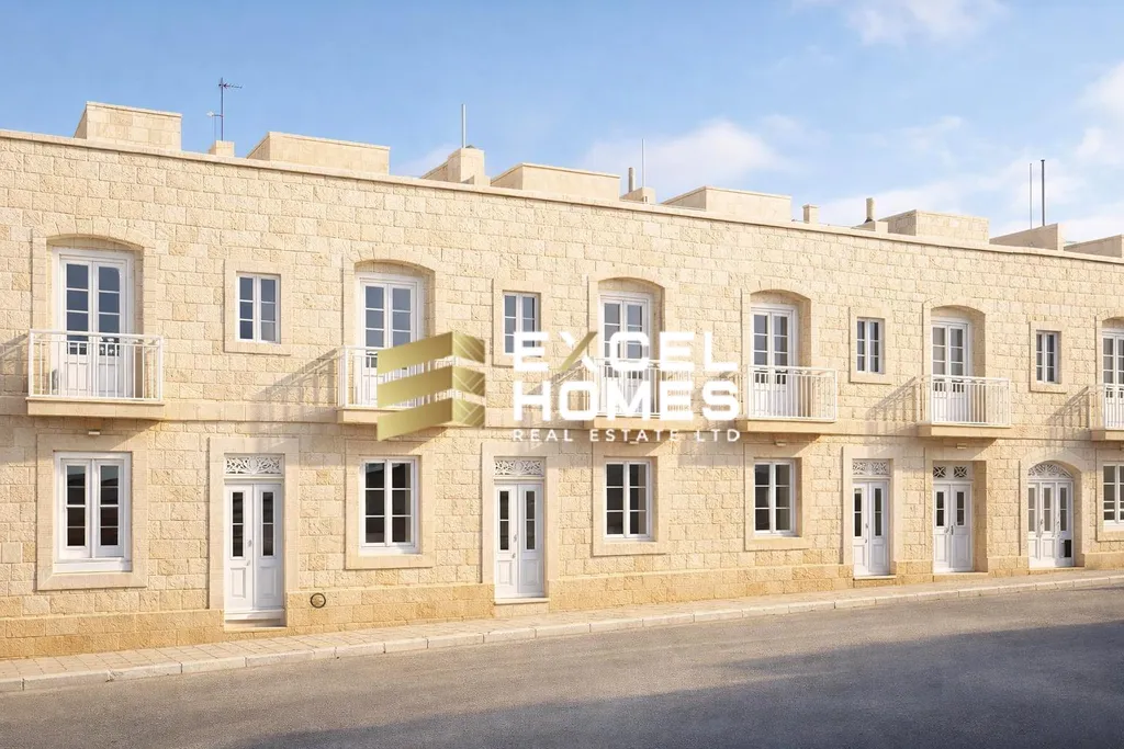 Luxurious 3 Bedroom Townhouse in Birzebbuga with Pool - View 2