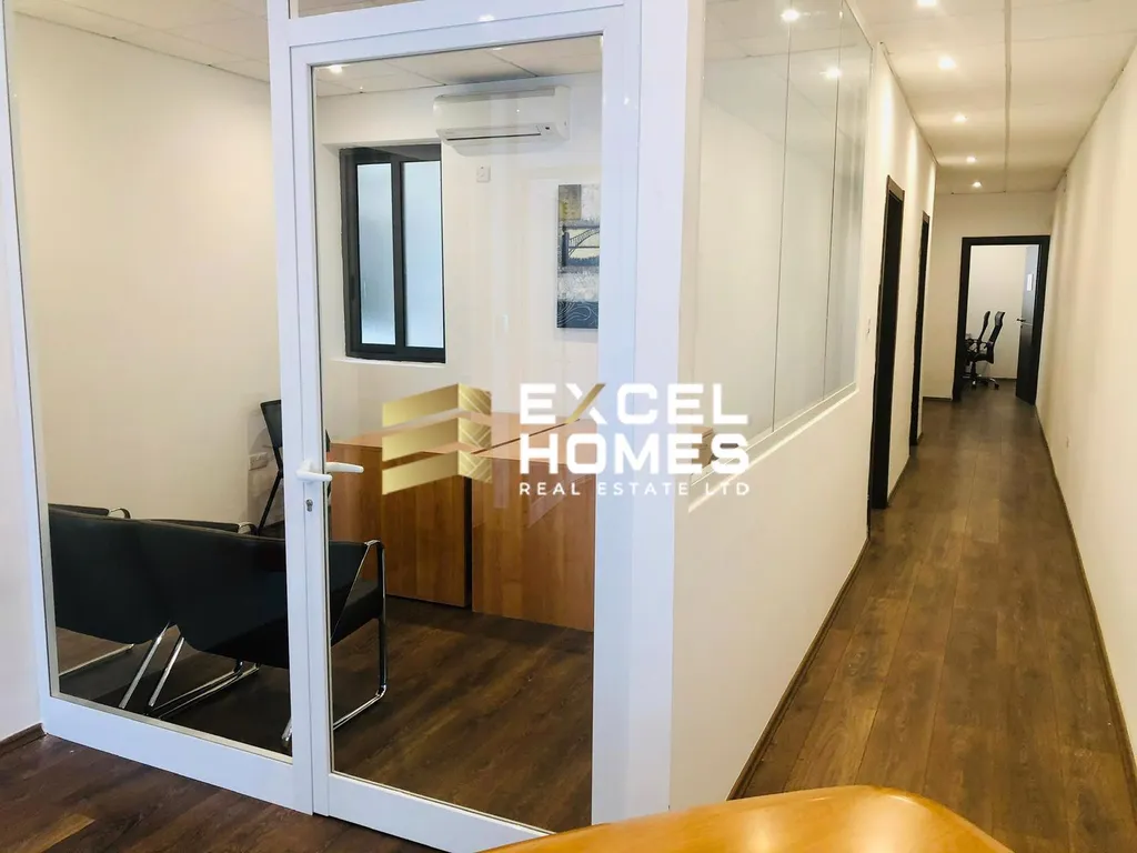 Spacious Office in Msida with Modern Finishes - View 3