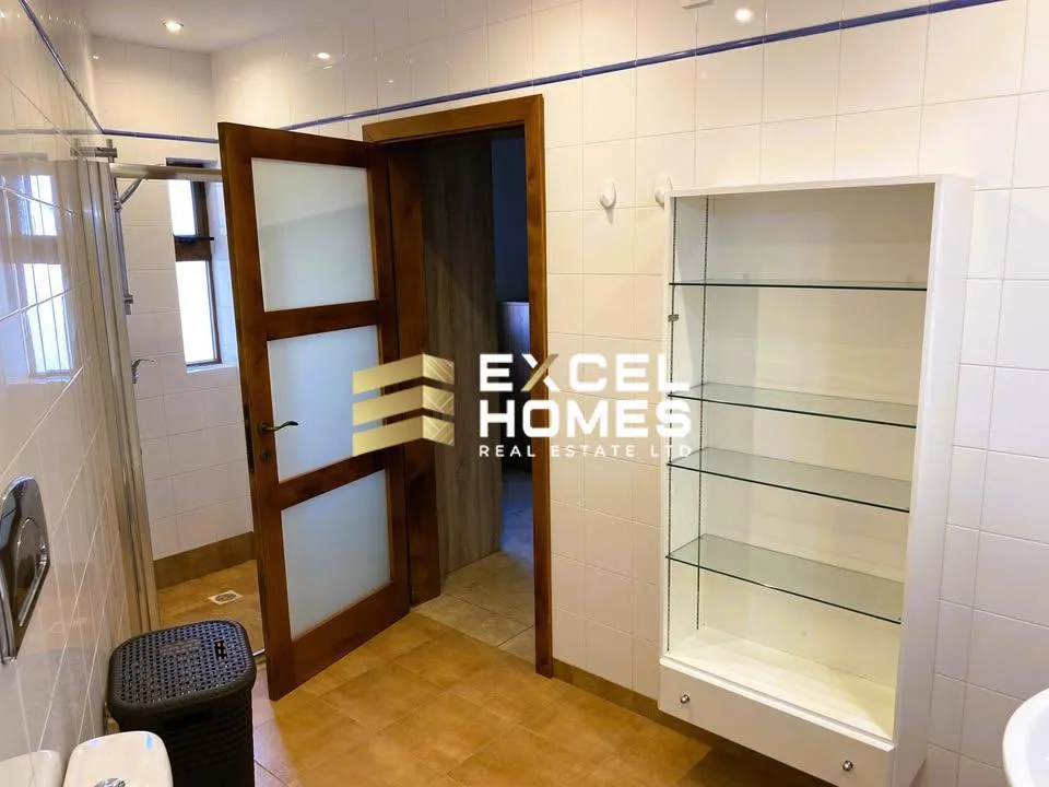 Luxurious 3 Bedroom Apartment in Attard with Air Conditioning - View 5