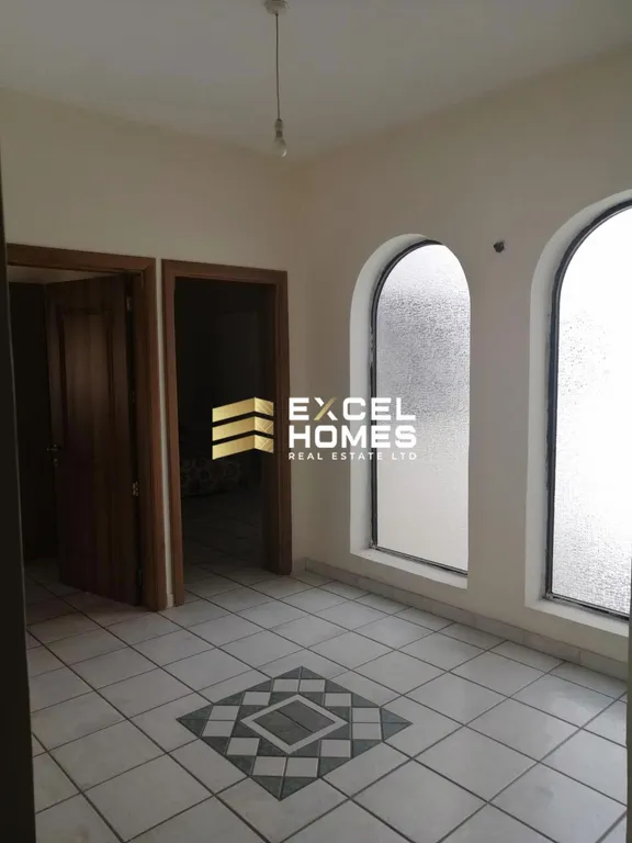 Luxurious 3 Bedroom Maisonette in Balzan with Large Terrace - View 5