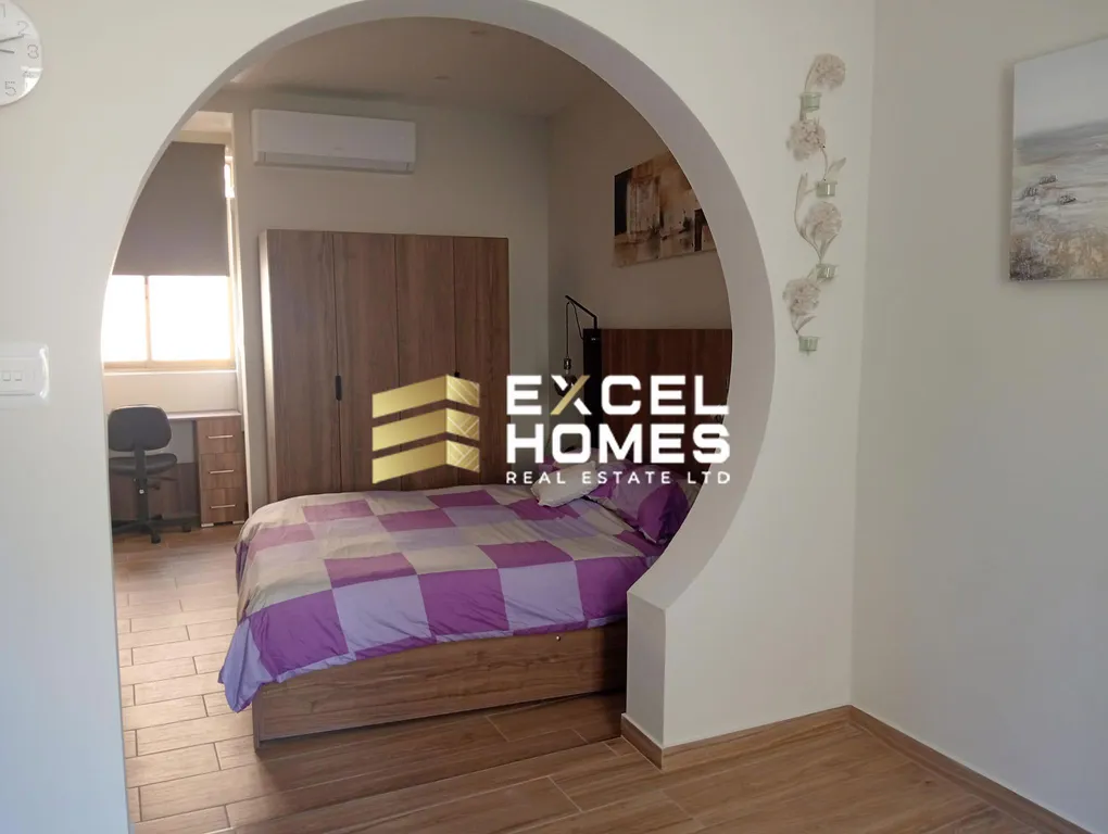 Bright 1 Bedroom Apartment in Sliema with Furnished Interior - View 3