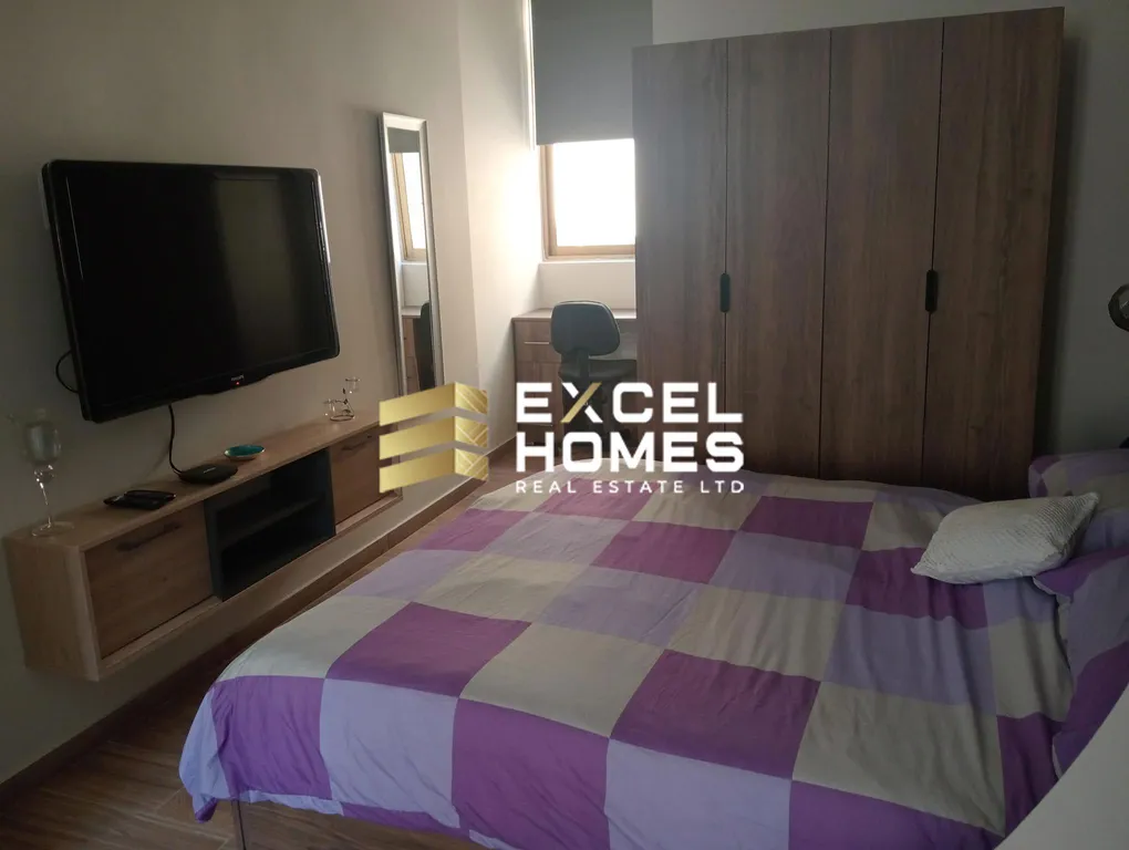 Bright 1 Bedroom Apartment in Sliema with Furnished Interior - View 4