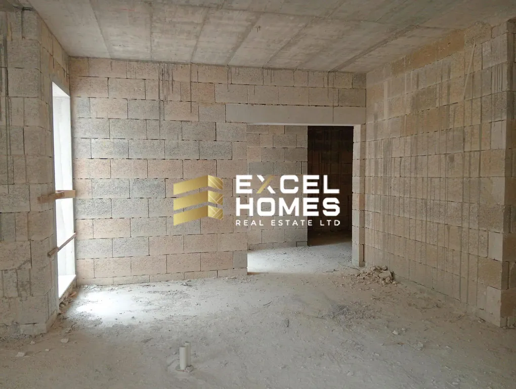 Luxurious 3 Bedroom Maisonette in Mosta with Ensuite - Main View