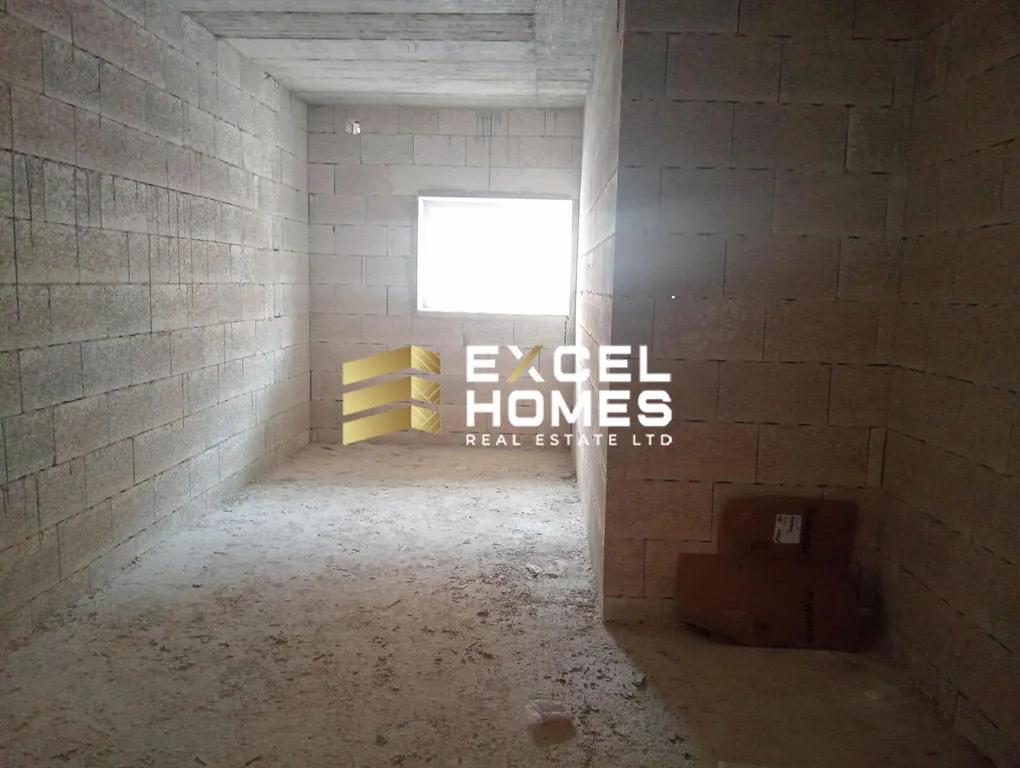 Luxurious 3 Bedroom Maisonette in Mosta with Ensuite - View 5