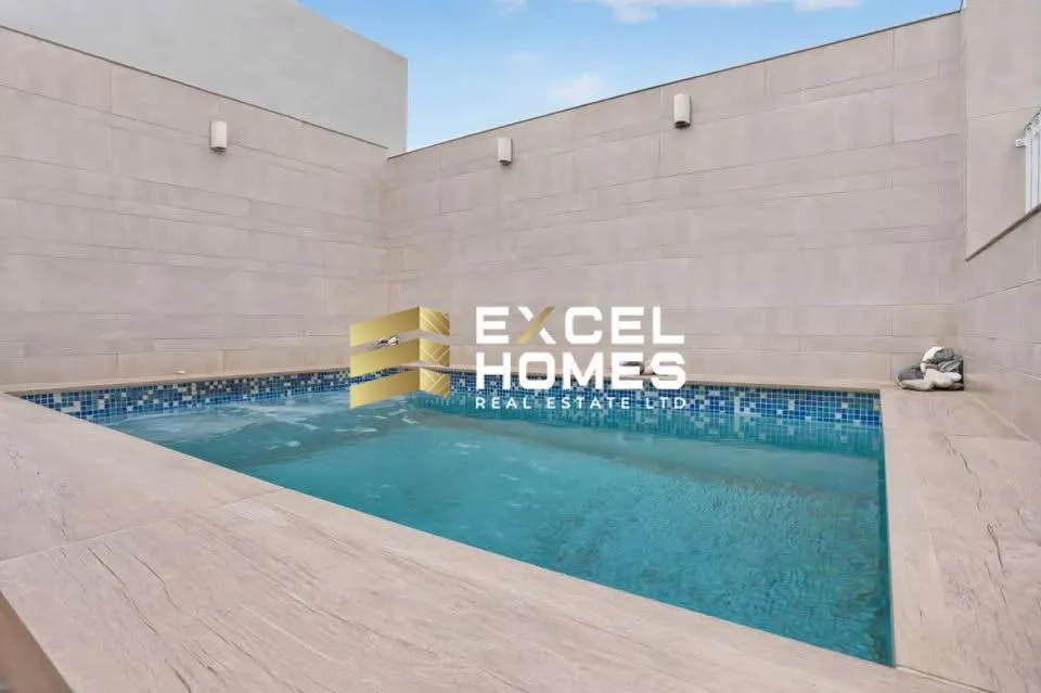 Luxurious 3 Bedroom Townhouse in Qormi with Private Pool and Large Terrace - View 3