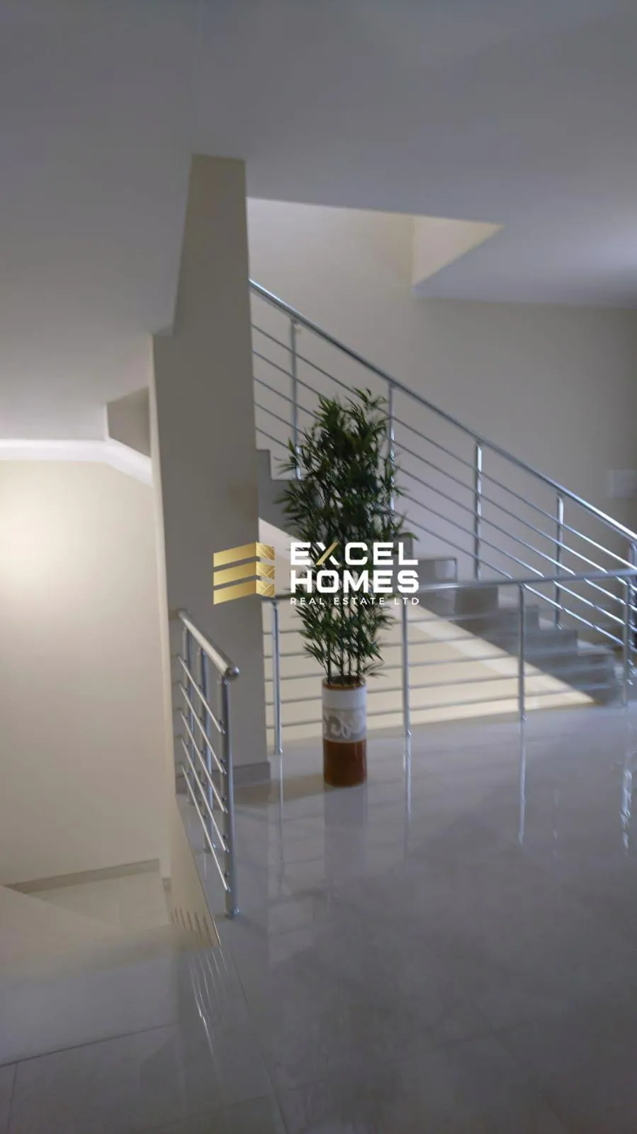 Modern 3 Bedroom Terraced House in Xewkija with Garage and Large Terrace - View 3