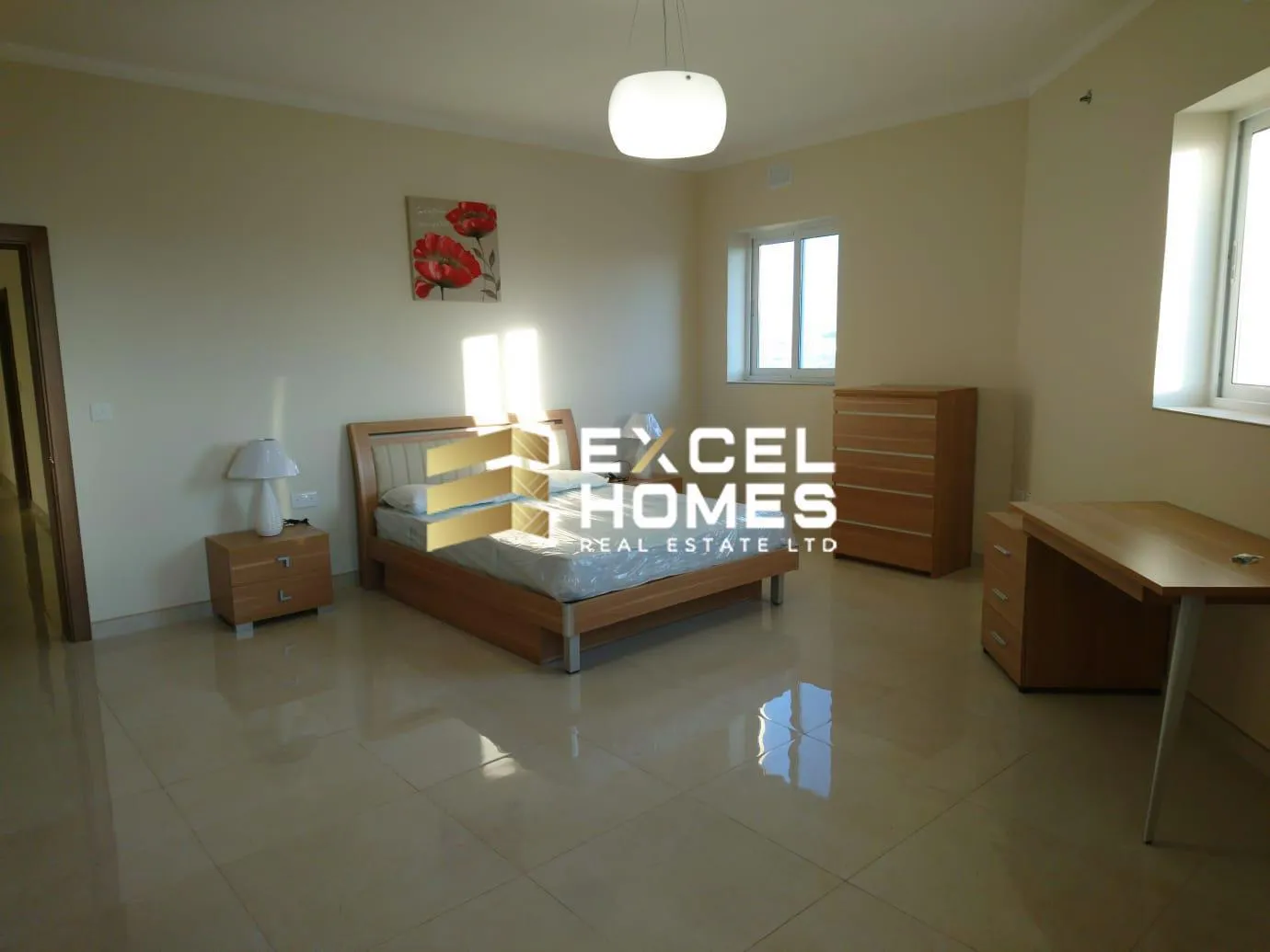 Modern 3 Bedroom Terraced House in Xewkija with Garage and Large Terrace - View 5