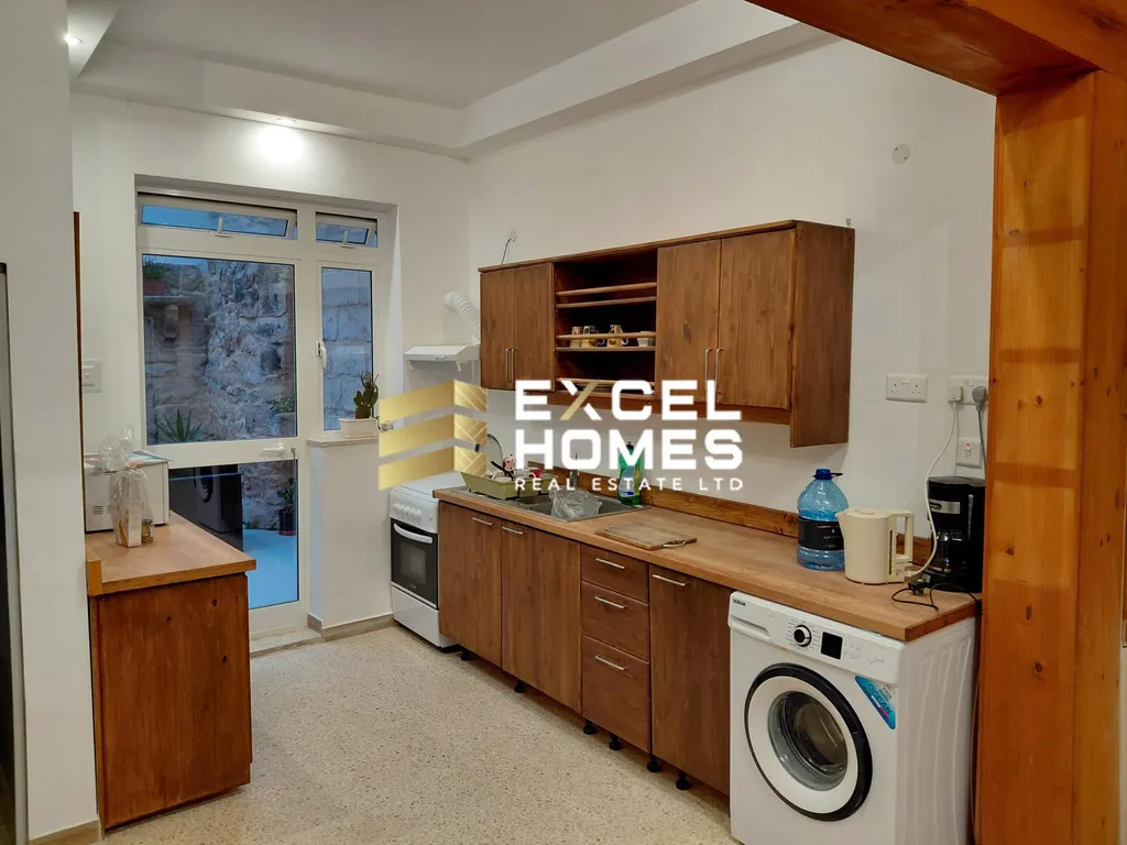 Luxurious 3 Bedroom Townhouse in Sliema with Large Terrace - View 3