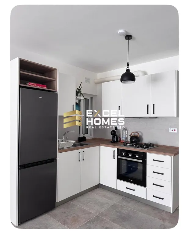 Designer-finished 3 Bedroom Apartment in Sannat with Large Terrace - View 4