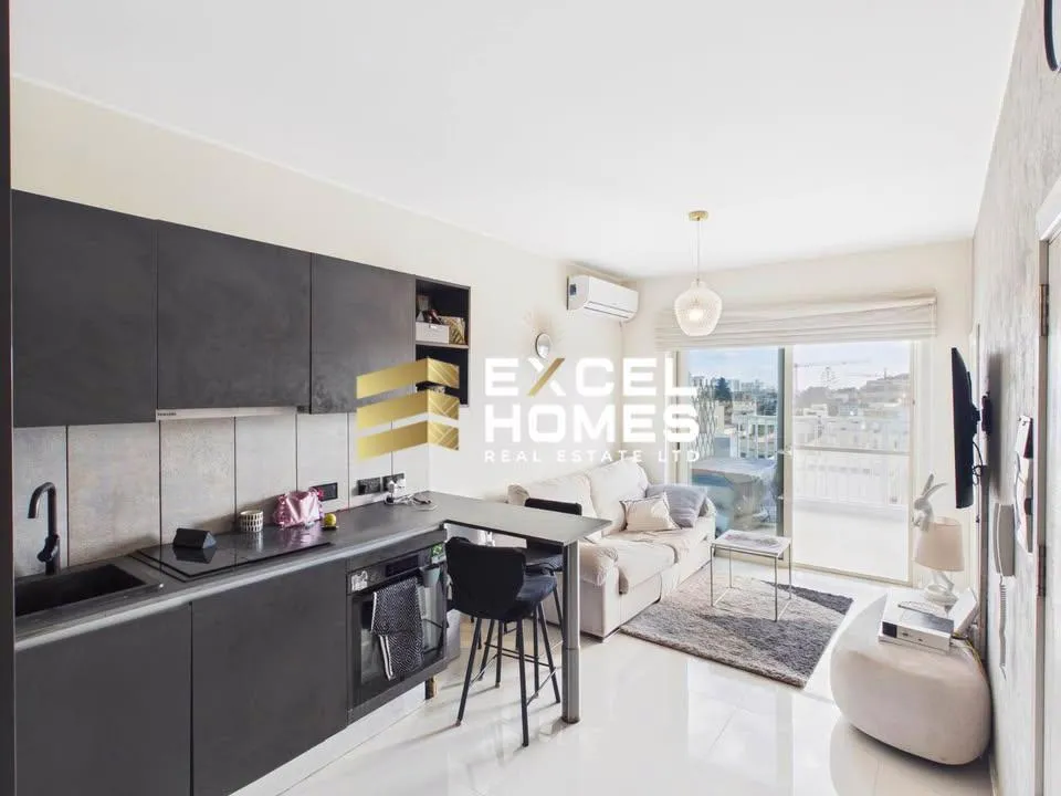 Luxurious 1 Bedroom Penthouse in Pieta with Large Terrace - Main View