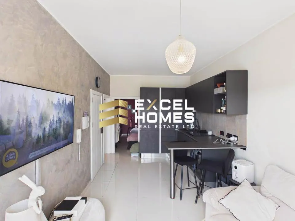 Luxurious 1 Bedroom Penthouse in Pieta with Large Terrace - View 3