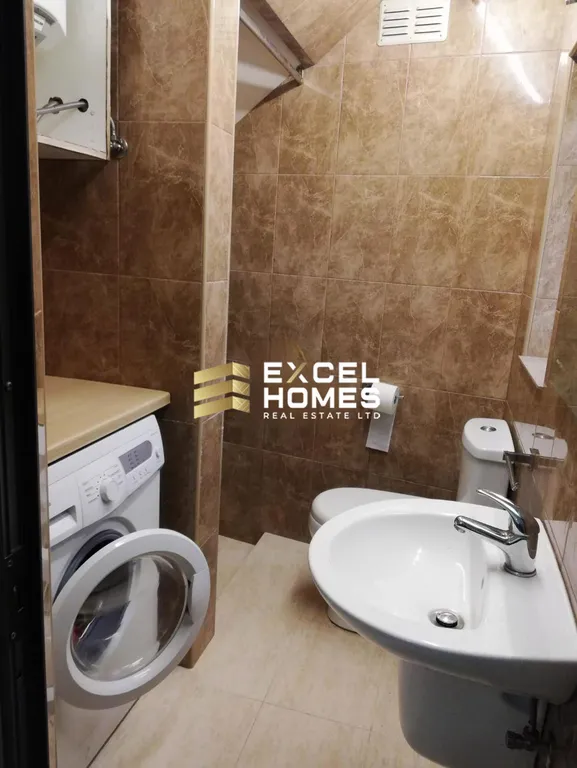 Luxurious 1 Bedroom Apartment in Bormla with Furnished - View 5